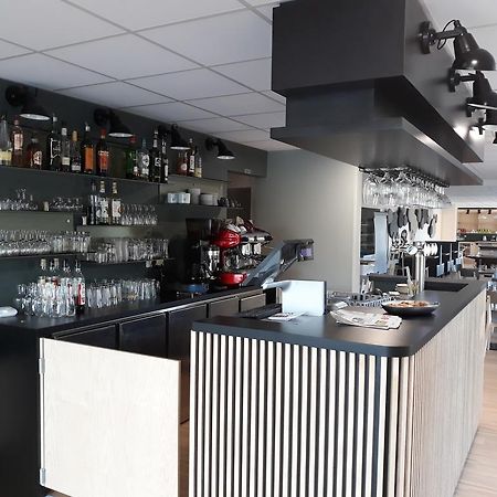 La Godiniere Hotell Cholet Eksteriør bilde