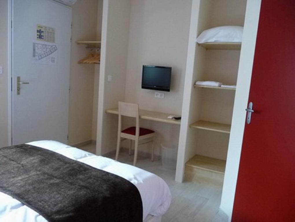 La Godiniere Hotell Cholet Eksteriør bilde