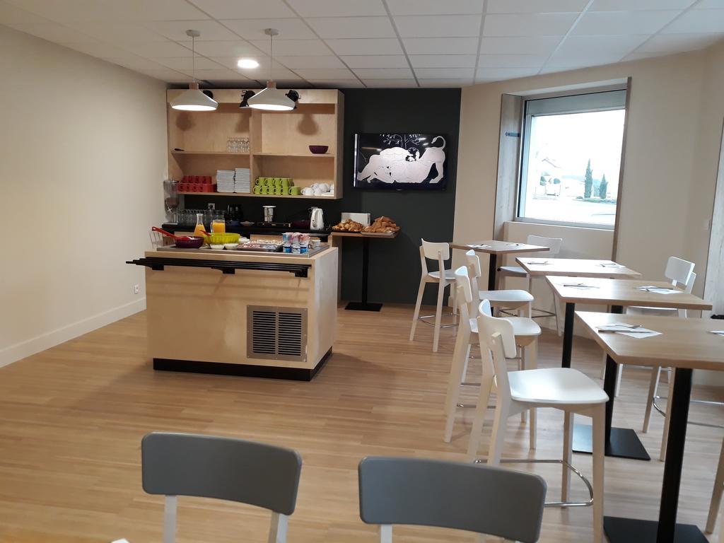 La Godiniere Hotell Cholet Eksteriør bilde